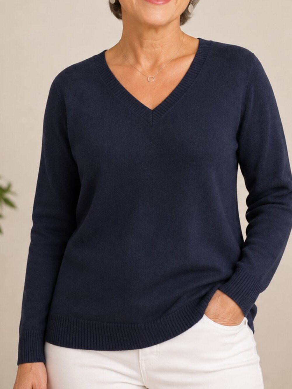 Lands' End Women's  V-Neck Sweater Classic Navy Blue XL